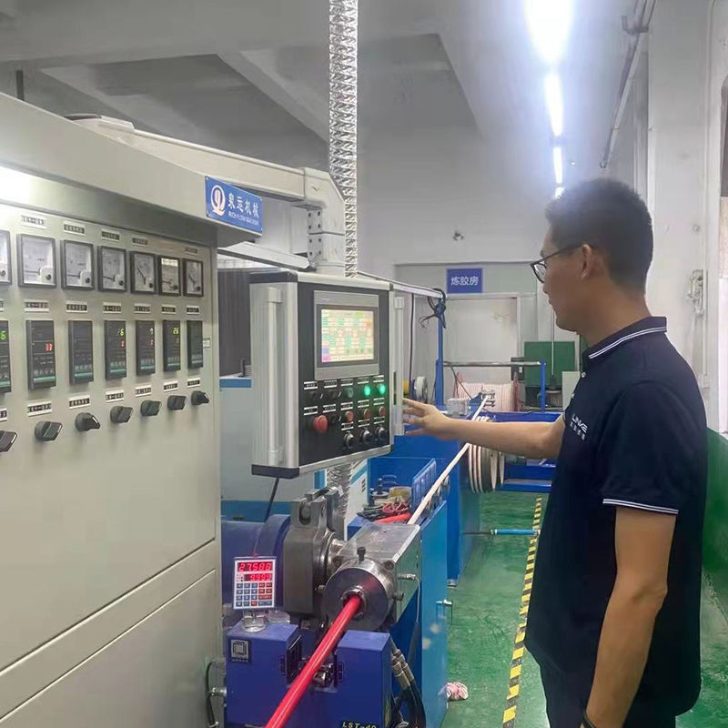 Enerji elektrikli araçlar için yalıtımlı yüksek voltajlı bakır iletken XLPE kauçuk kablosu